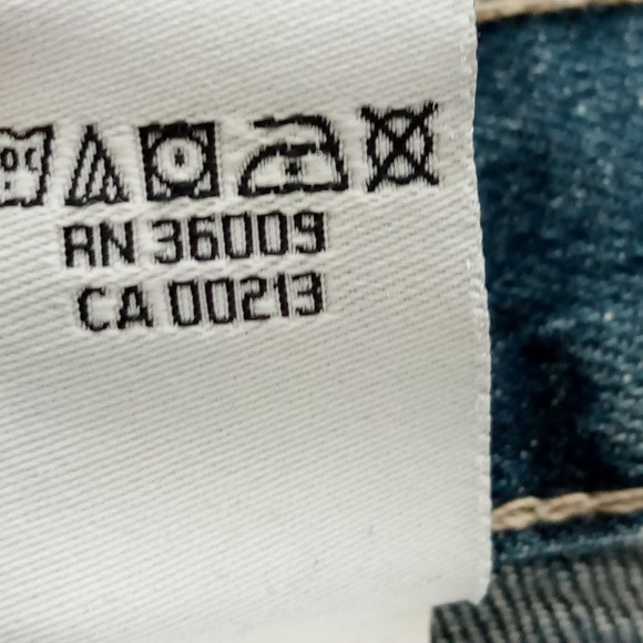 Calvin Klein Women's Faded Blue Wash Denim Pencil Skirt in Size 16 - Picture 7 of 10